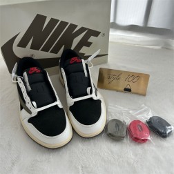 나이키 스니커즈  9797