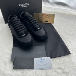 프라다 스니커즈 9002